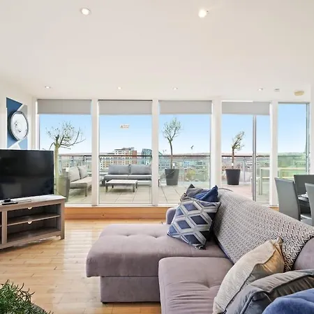 The Ultimate Penthouse In Leeds - 3 Balconies Leeds (West Yorkshire)